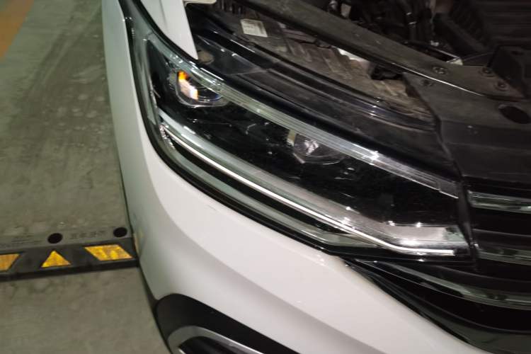 Used Volkswagen Tiguan L 2023 280TSI Automatic Two-Wheel Drive Trendy Innovation Limited Edition Exterior 6