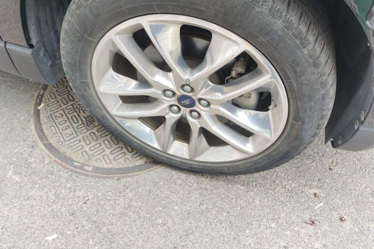 Used Ford Edge 2015 2.0T GTDi Four-Wheel Drive Prestige Model Right Front Wheel Hub