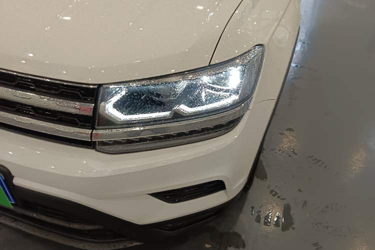 Used Volkswagen Tharu 2021 280TSI Two-Wheel-Drive Luxury Plus Edition
