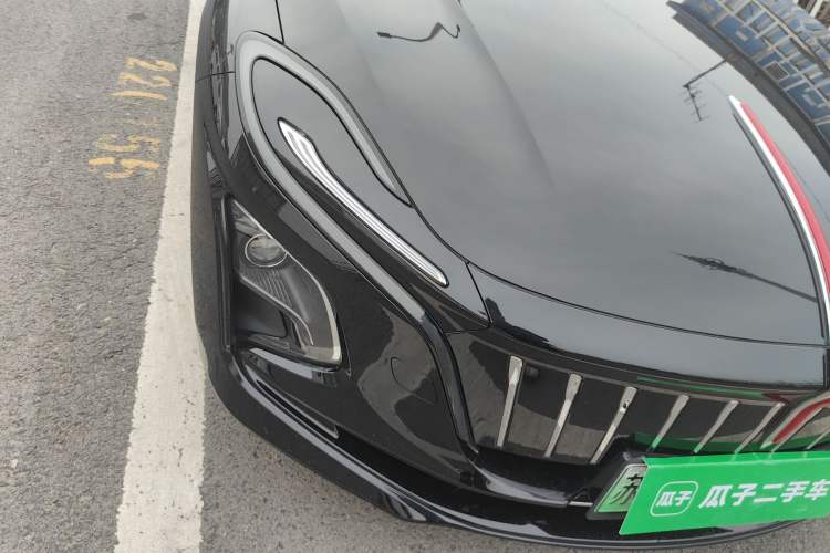 Used Hongqi E-QM5 2023 620km PLUS Right Front Headlight