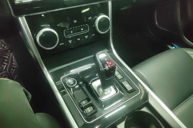 Used Jaguar XEL 2020 2.0T 200 PS S Advanced Elegance Edition