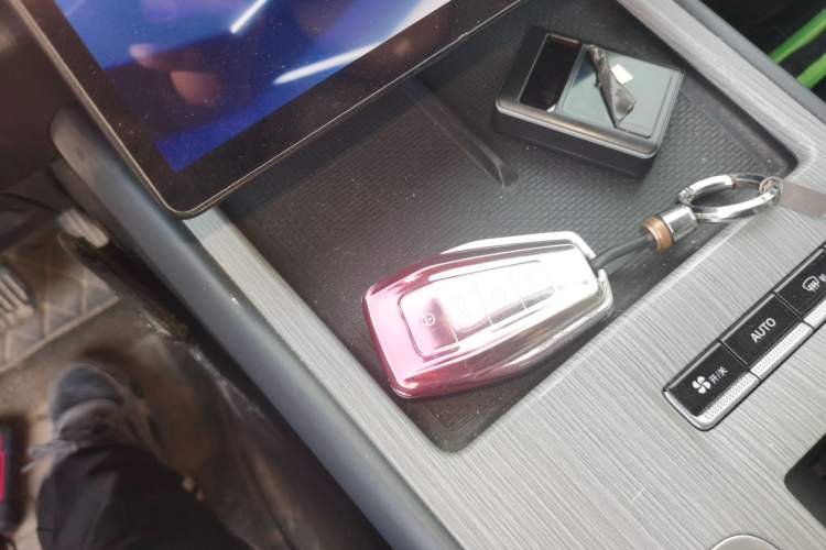 Used Geely Auto FX11 2024 1.5TD DCT Prestige Edition