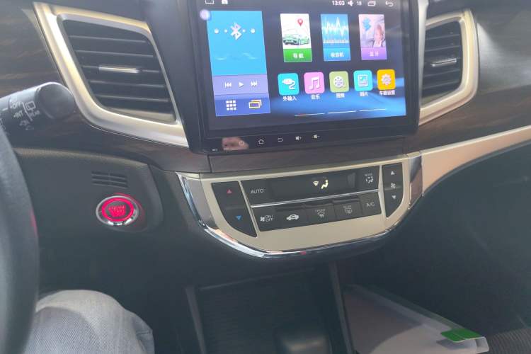 Used Honda Jade 2017 1.8L automatic Comfort version 5 seats
