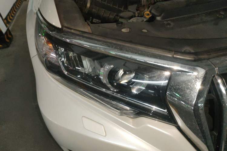 Used Toyota Prado 2018 3.5L Automatic TX-L with Rear-Mounted Spare Tire