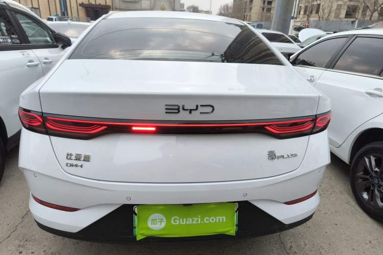 Used BYD Qin PLUS 2025 DM-i Smart Drive 55KM Leading Model
