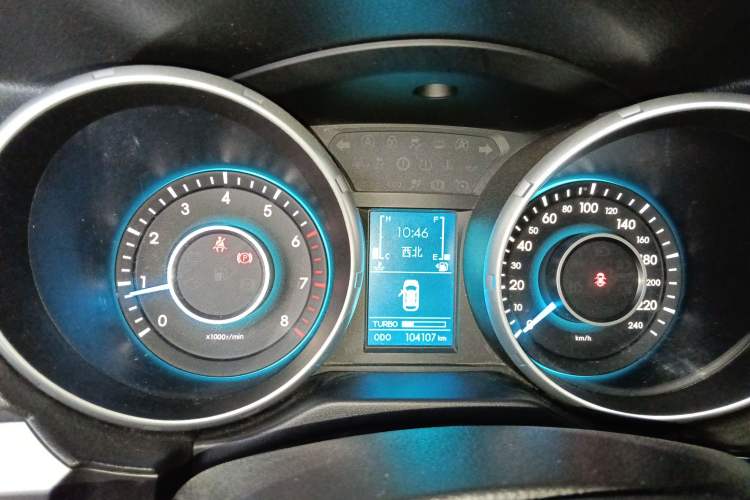 Used BAIC Senova X65 2015 2.0T Manual Elite Edition
