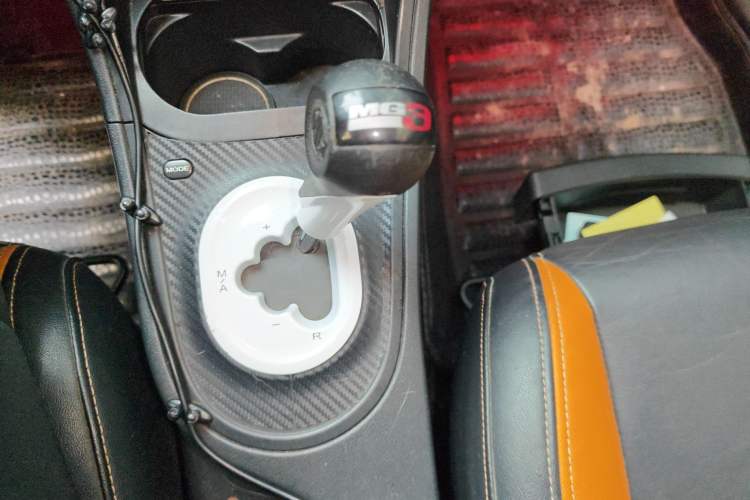 Used MG 3 2011 Xross 1.5L Luxury Edition Gear Lever