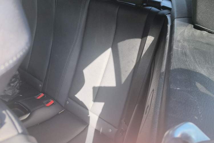 Used BMW 2 Series 2019 225i Convertible Coupe Sports Design Package