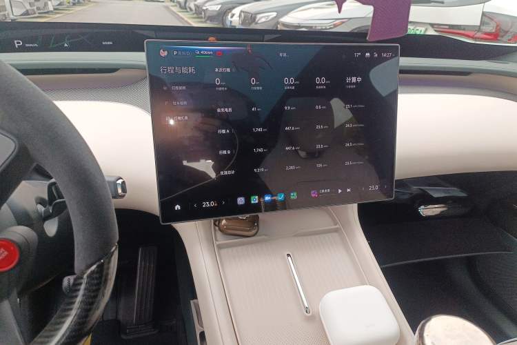 Used Xiaomi Auto YU7 2025 Ultra-Long Range High-Performance All-Wheel-Drive Max Edition
