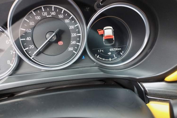 Used Mazda CX-5 2020 2.0L Automatic Two-Wheel Drive ZhiZun Version
