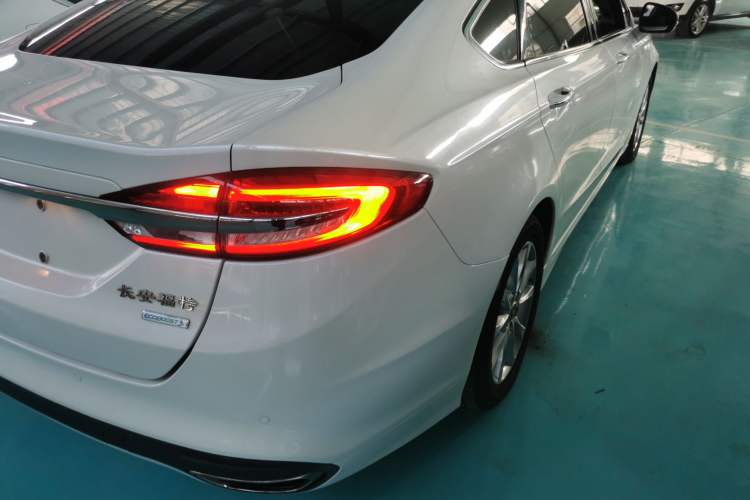 Used Ford Mondeo 2017 EcoBoost 180 Stylish Model
