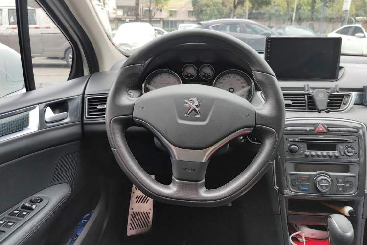 Used Peugeot 308 2013 1.6L Automatic Fashion Model Steering Wheel