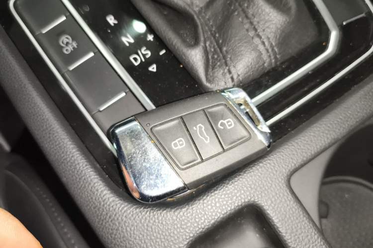 Used Volkswagen Magotan 2019 330TSI DSG Leading Model China VI Standard
