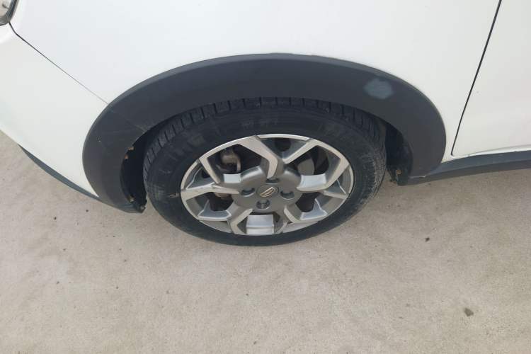 Used Geely Auto Vision X1 2017 1.3L Automatic Player Edition
