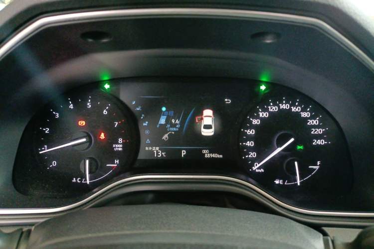 Used Toyota Avalon 2019 2.0L Ambition Edition China VI