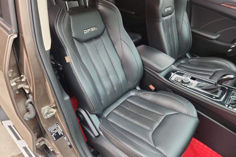 Used Dongfeng Fengon 580 2017 1.5T CVT Smart Style Model Right Front Seat