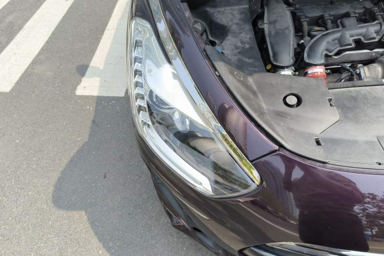 Used DS 5 2014 1.6T Luxury Edition THP160 Right Front Headlight