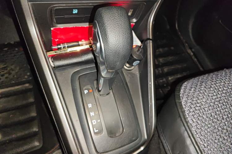 Used Ford EcoSport 2018 Revised 1.5L Automatic Platinum Wing Edition Gear Lever