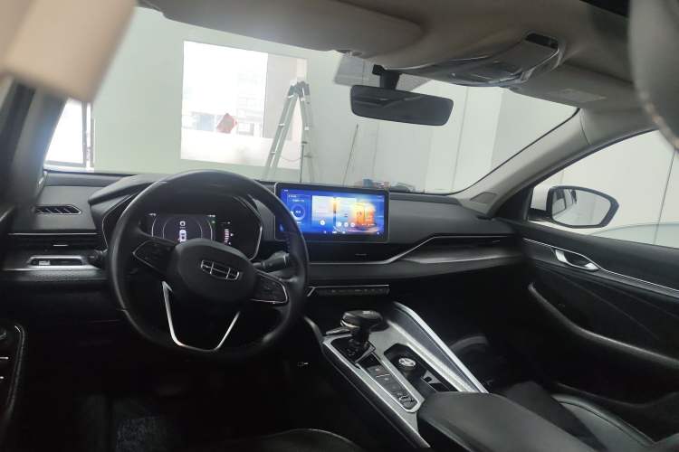 Used Geely Auto Preface 2021 2.0TD Luxury Version Center Console
