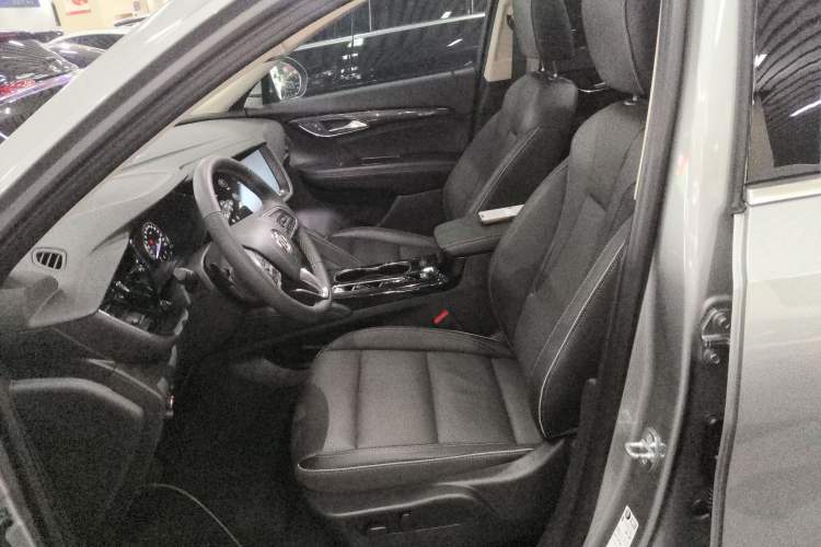 Used Buick Envision 2022 Encore Plus 652T Five-Seat Luxury Model
