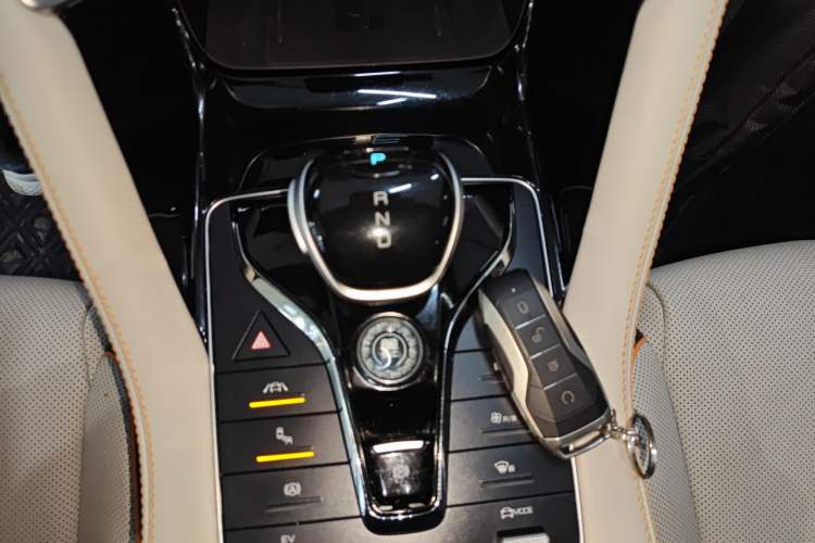 Used BYD Song PLUS New Energy 2021 DM-i 110KM Flagship PLUS Gear Lever