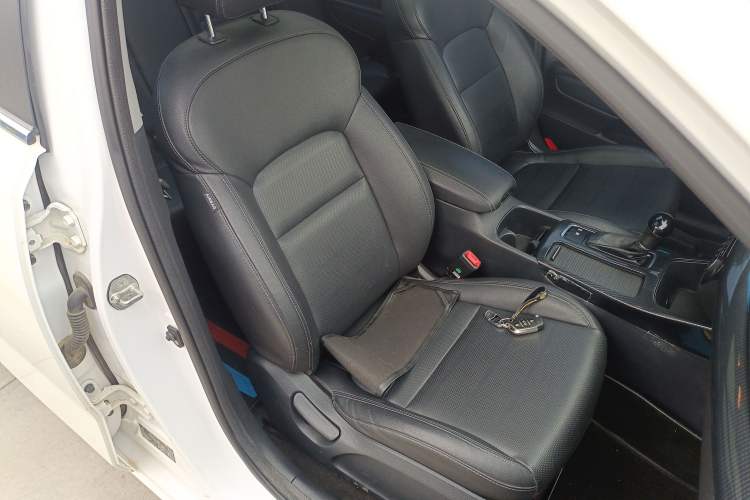 Used Kia K4 2017 1.8L Automatic GLS Special Right Front Seat