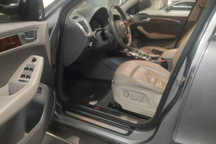 Used Audi Q5 2011 2.0TFSI Comfort Version