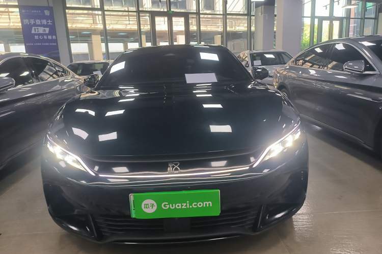 Used BYD Han 2022 EV 610 km All-Wheel-Drive Qianshan Cui Limited Edition
