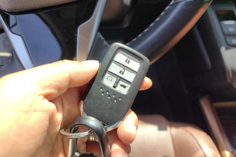 Used Honda CR-V 2017 Hybrid 2.0L Pure Edition
