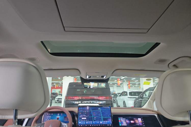 Used BYD Xia 2025 DM-i 1.5T 180km Excellence Model Headliner