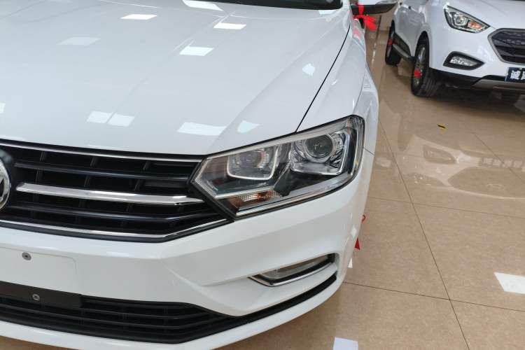 Used Volkswagen Bora 2019 Bora·Legend 1.5L Manual Fashion Edition China V Standard Left Front Headlight