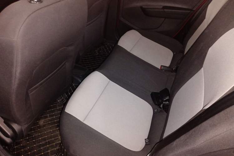 Used Skoda Fabia 2016 1.4L Automatic Car Enjoy Edition
