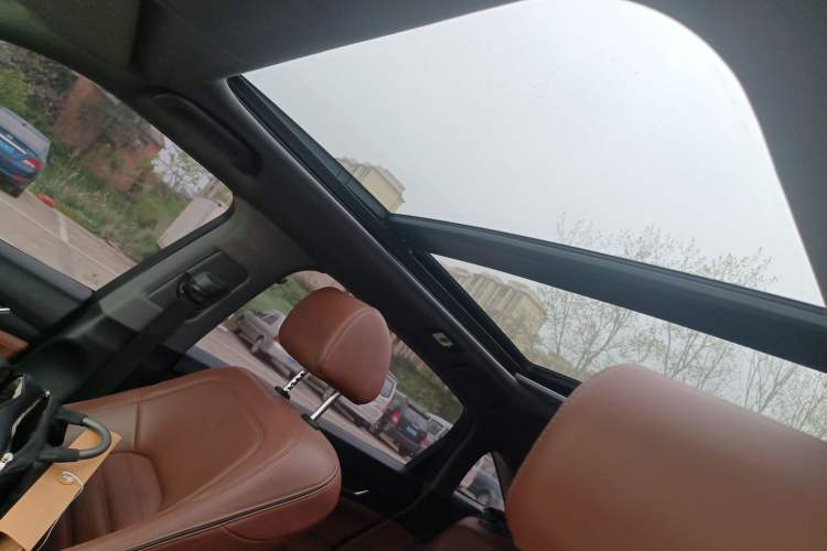 Used Honda UR-V 2017 370TURBO 2WD Prestige Edition China V Headliner