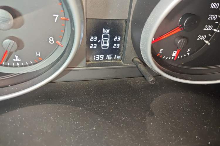 Used Haval H6 2011 2.0L Manual Two-Wheel Drive Elite Version