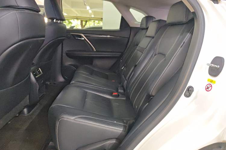 Used Lexus RX 2016 300 Two-Wheel Drive Comfort Edition China V Standard Left Rear Seat