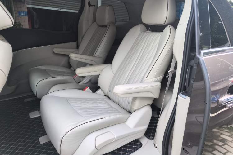 Used Buick GL8 2022 Land Business Class 652T Luxury Model