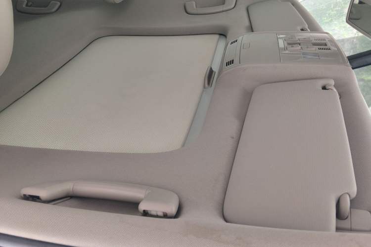 Used Volkswagen Golf 2014 1.4TSI Automatic Luxury Model Headliner