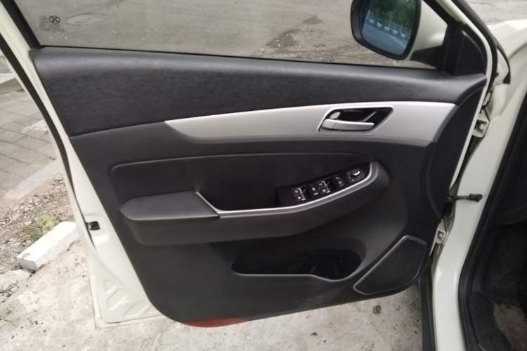 Used BAIC Senova X55 2016 1.5T CVT Elite Edition
