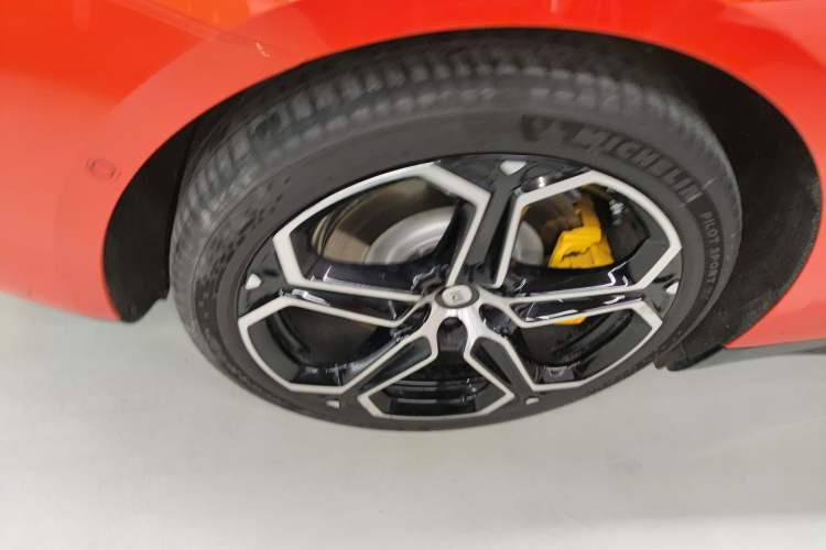 Used Xiaomi Auto SU7 2024 Rear-Drive Ultra-Long Range Advanced Pro-Level Intelligent Driving Version