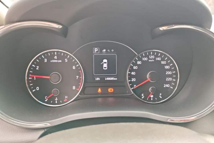 Used Kia K3 2017 1.6L Automatic 15th Anniversary Special Edition GLS Instrument Cluster