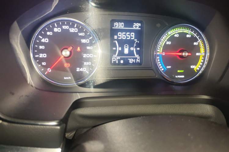 Used Roewe RX5 New Energy 2018 eRX5 50T Hybrid Luxury Edition
