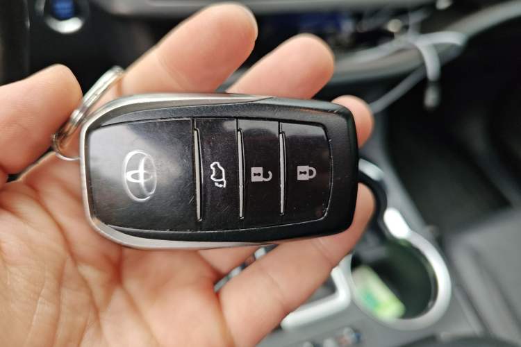 Used Toyota Highlander 2017 2.0T Four-Wheel Drive Ultimate Edition 7 Seats