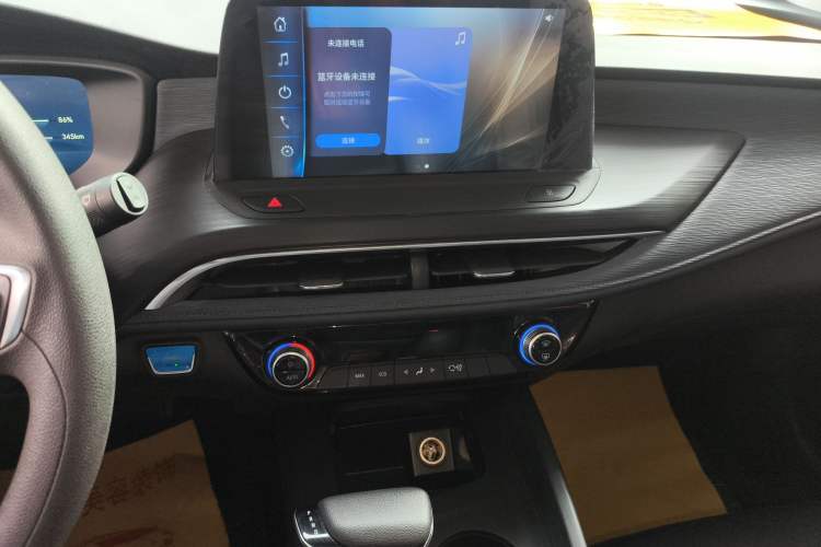 Used Buick Velite 6 2023 Revised Version 430 km Range – Commuter Edition
