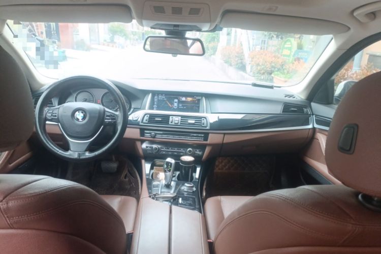 Used BMW 5 Series 2017 520Li Elegant Edition Center Console