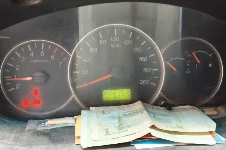 Used Wuling Hongguang 2014 1.2L Standard Model China IV Instrument Cluster