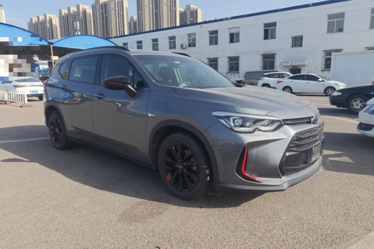 Used Chevrolet Orlando 2018 Redline 530T Automatic Zhaoxiang Edition (5+2 Seating) – China V Standard Front Right 45 Deg