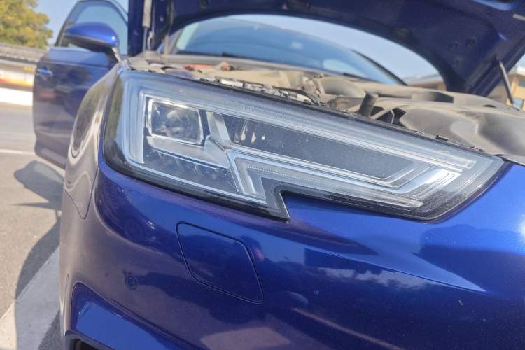 Used Audi A4L 2019 40 TFSI Ambition China VI