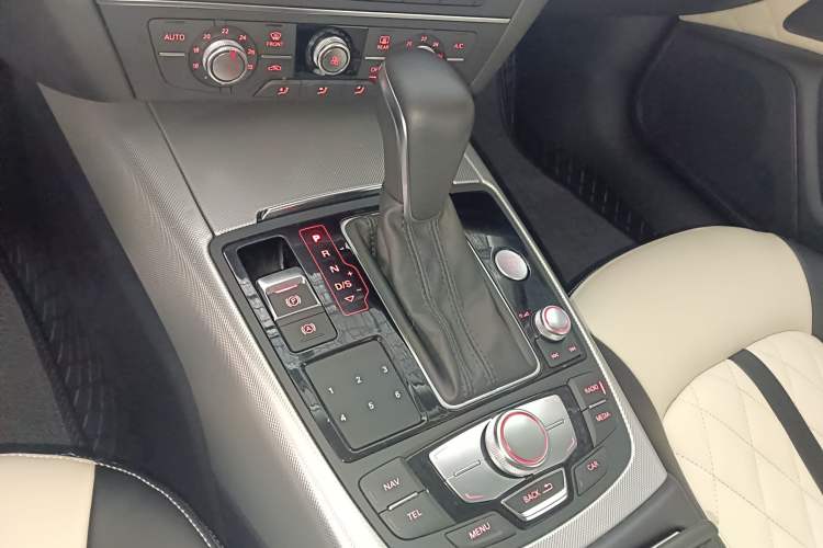 Used Audi A6L 2018 35 TFSI Collector's Edition Gear Lever
