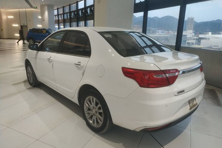 Used Geely Auto Vision 2019 Upgraded Model 1.5L Manual Luxury Version China VI Standard