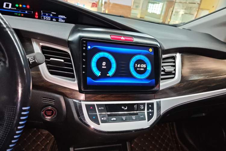 Used Honda Jade 2017 1.8L automatic Comfort version 5 seats
